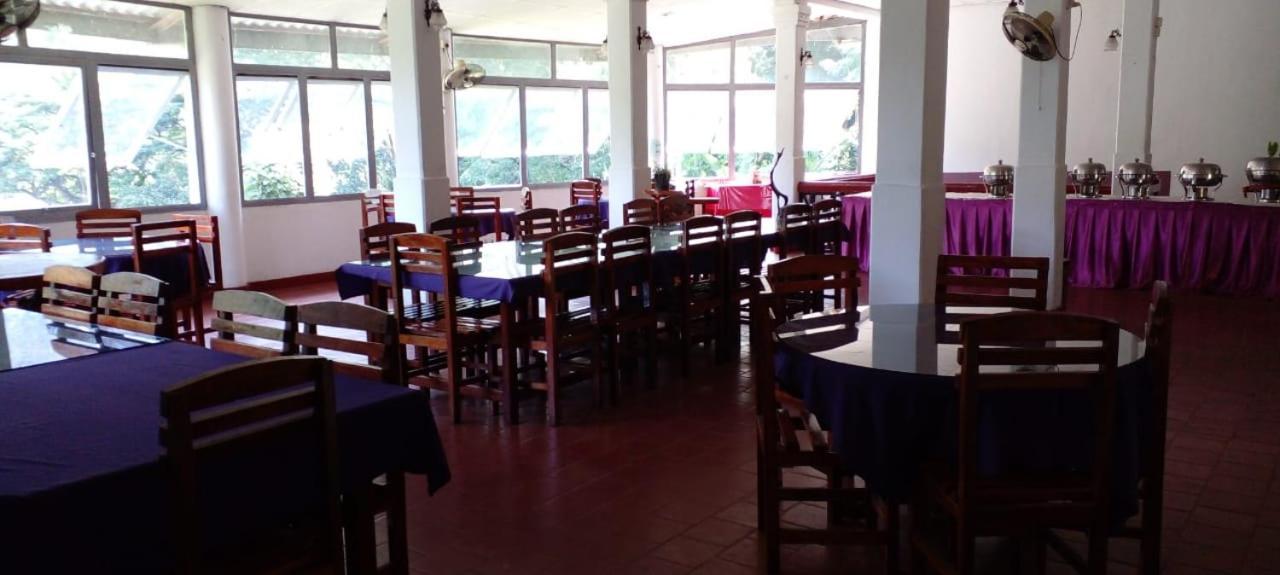 Diyaluma Falls Inn Koslanda Exterior foto