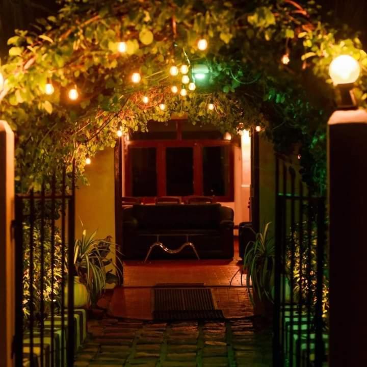 Diyaluma Falls Inn Koslanda Exterior foto
